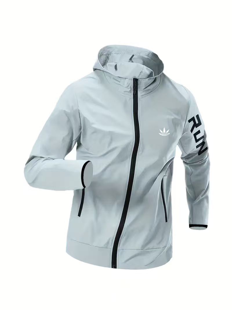 سترة رياضية رجالية مقاومة للري - مراجعة Running Gear Jacket وسعره