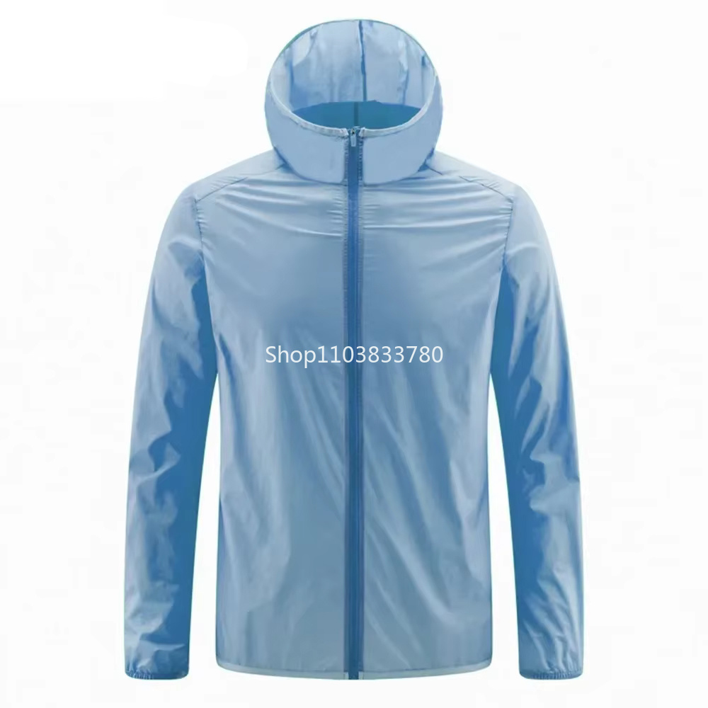 سترة رجالية بقلنسوة للحماية من - مراجعة Running Gear Jacket وسعره